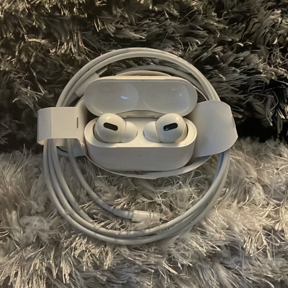 COPY - AirPods Pro (New) - Picture 4 of 4